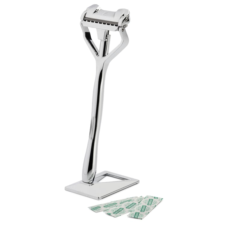 Shavent swing head shaver