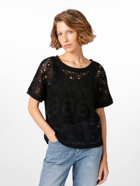 Damenshirt Lochmuster Schwarz, Tragebild