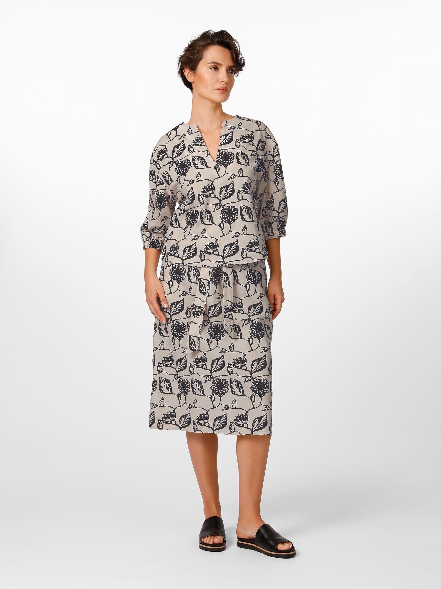 chinese dress ladies 205 Gibson Girl Blouse main image 1