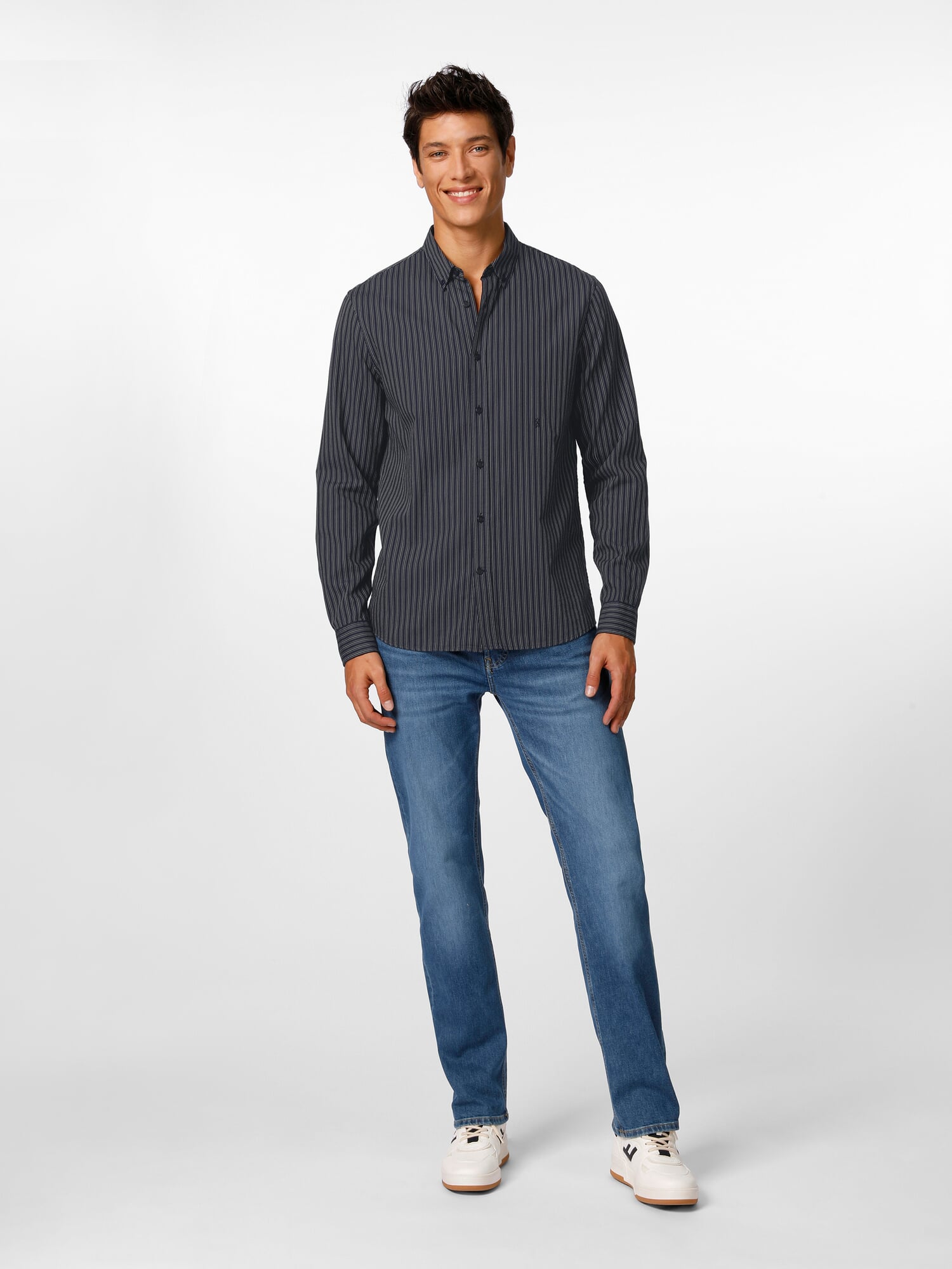 Chemise Homme Taille 50 - Manches Longues, Fines Rayures Noires, Avec Poche - Très Bon état