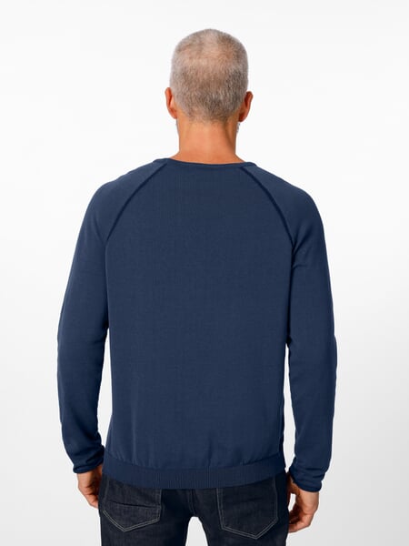 Herren-Raglanpullover Dunkelblau, Tragebild