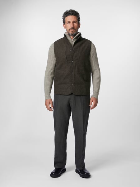 Men's flannel vest Brown, presented on a model