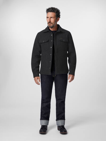 Herren-Overshirt Anthrazitmelange, Tragebild