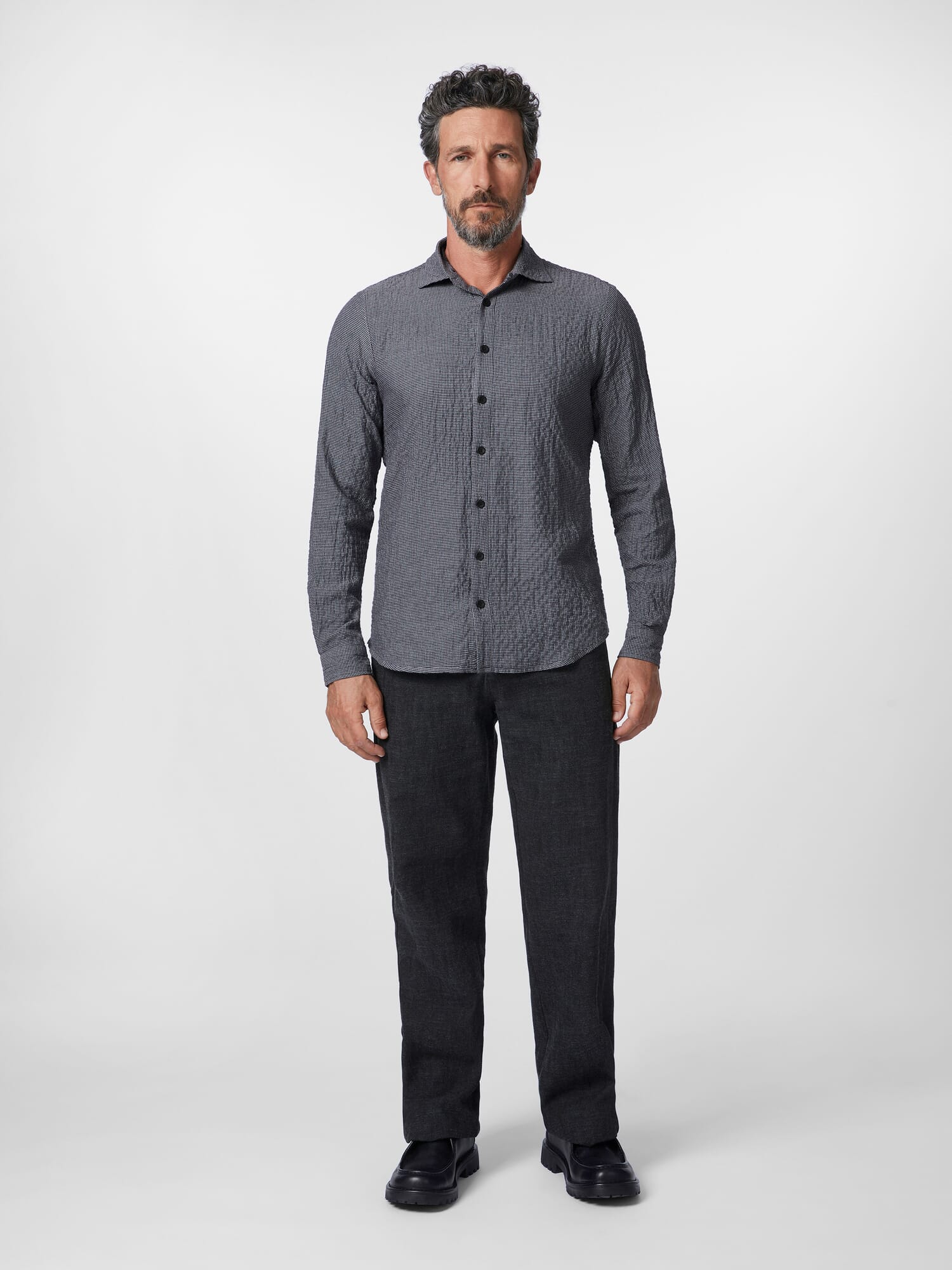 【MODERNIF】Hetz High Density Over Shirt Non-Iron Herringbone Shirt - Sky Blue | Charles Tyrwhitt