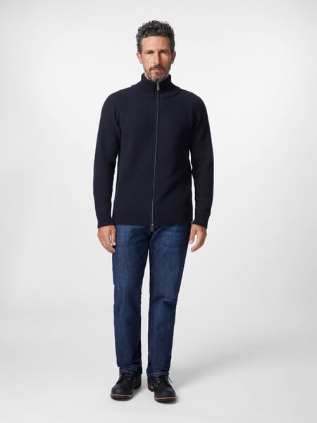 Herren-Strickjacke Zip Dunkelblau, Tragebild