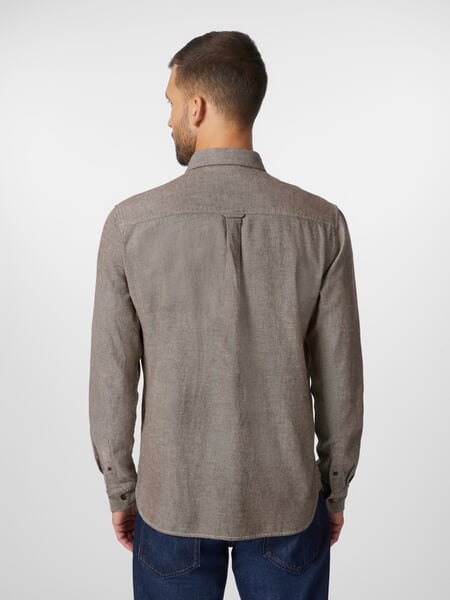 Men's twill shirt Brown melange, presented on a model