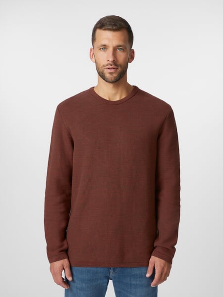 Pull-over en tricot de coton pour homme Marron rouge, présenté sur un modèle