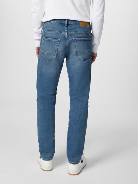 Jeans pour homme Hank Mid Tapered Bleu, présenté sur un modèle