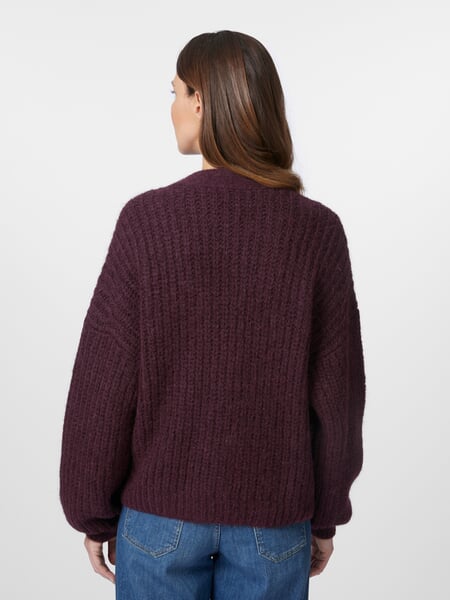Damen-Strickjacke geknöpft Weinrot, Tragebild