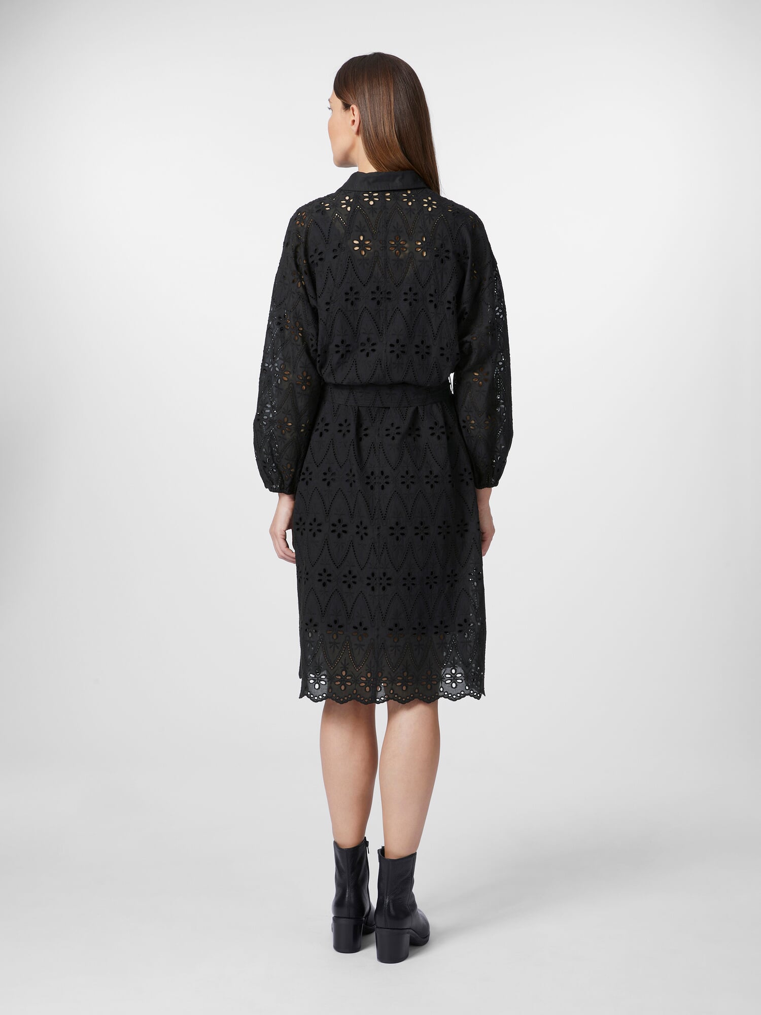 Ladies lace dress, Black | Manufactum