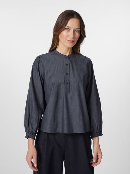 Damenbluse Chambray Blau, Tragebild