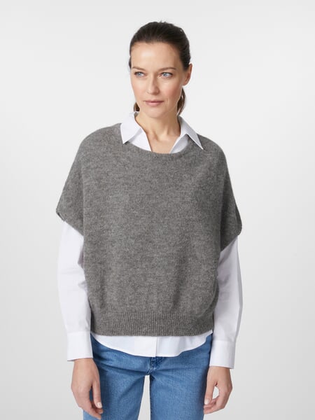 Dames-gebreide vestjes Grijs, gepresenteerd op een model