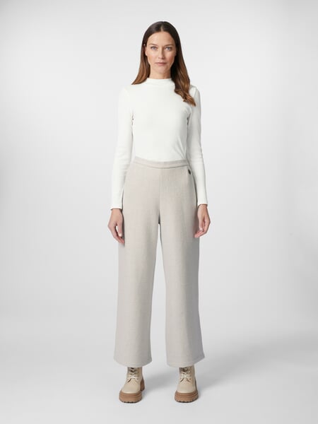 Ladies knit pants Ecru, presented on a model