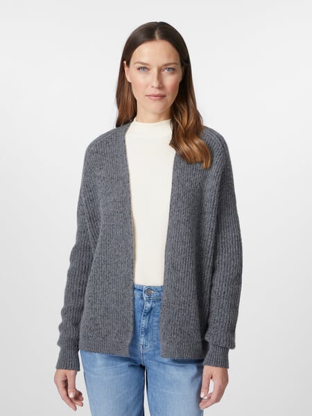 Cardigan femme côtelé Anthracite, présenté sur un modèle