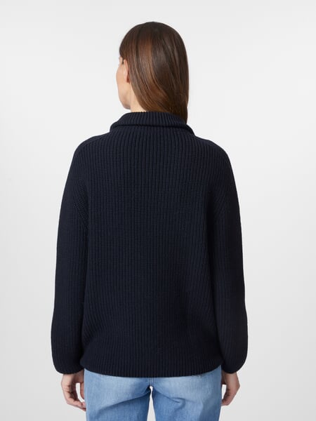 Pull à col roulé pour femme Bleu foncé, présenté sur un modèle