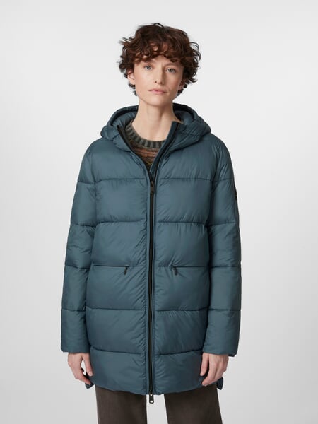 Veste matelassée longue pour femme Pétrole, présenté sur un modèle
