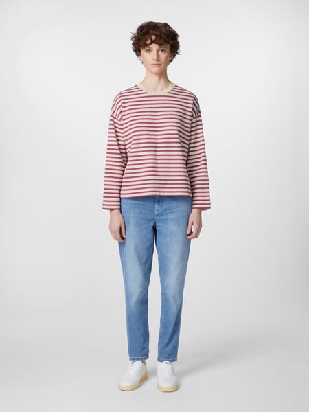Ladies sweatshirt striped Cream-violet, presented on a model