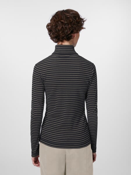 Damen-Rollkragenshirt Schwarz-Natur, Tragebild