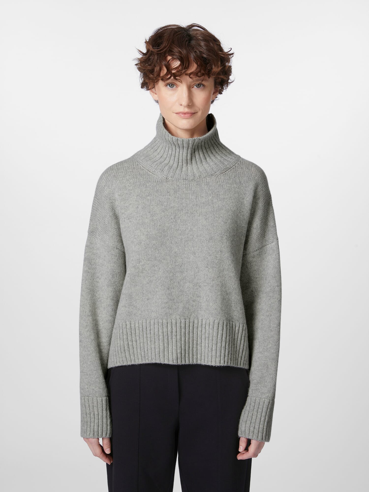 Oversized women's sweater, Grayish orange | Manufactum