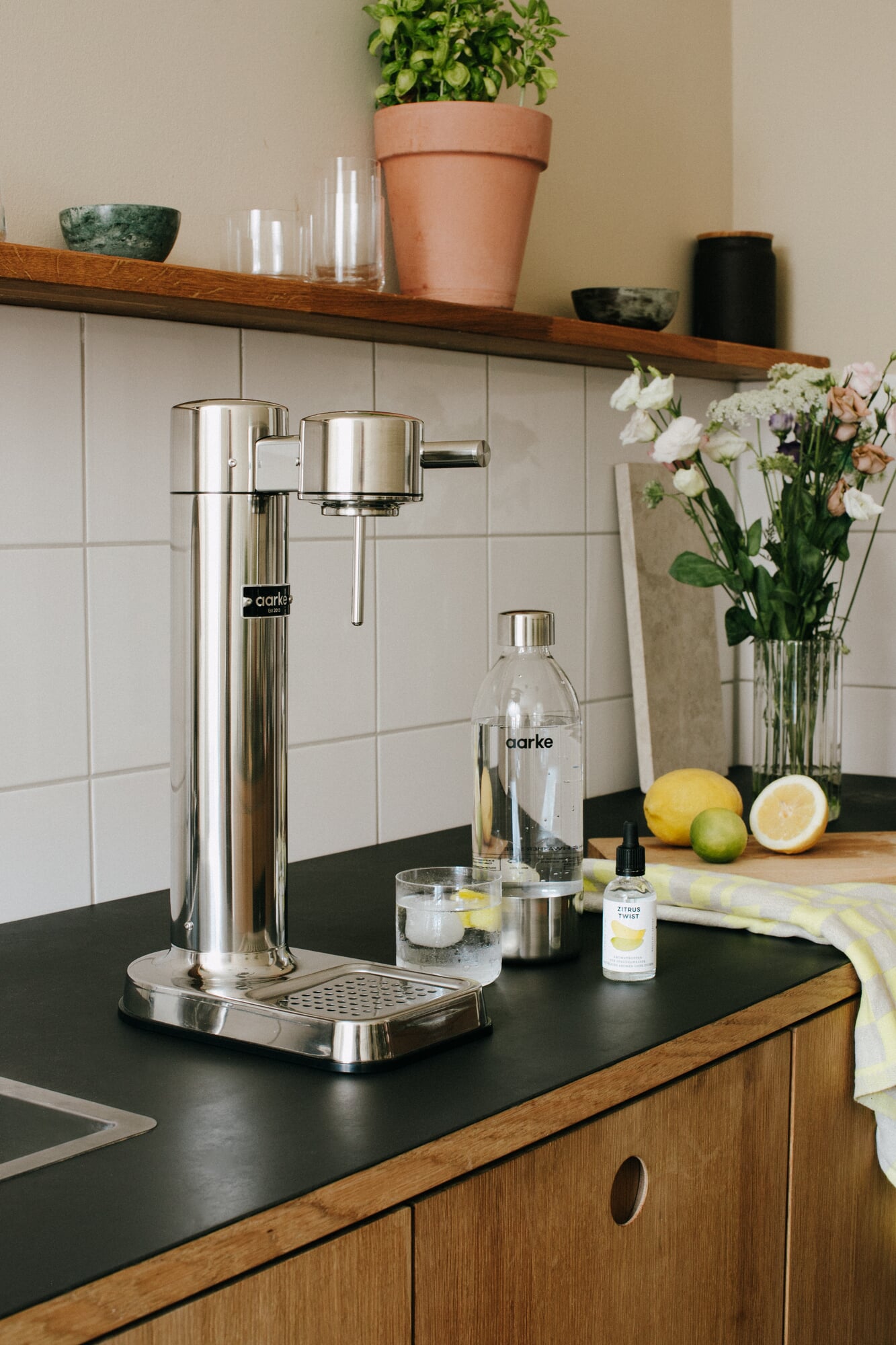 Wassersprudler Carbonator 3, Edelstahl, poliert, Inkl. PET-Flasche