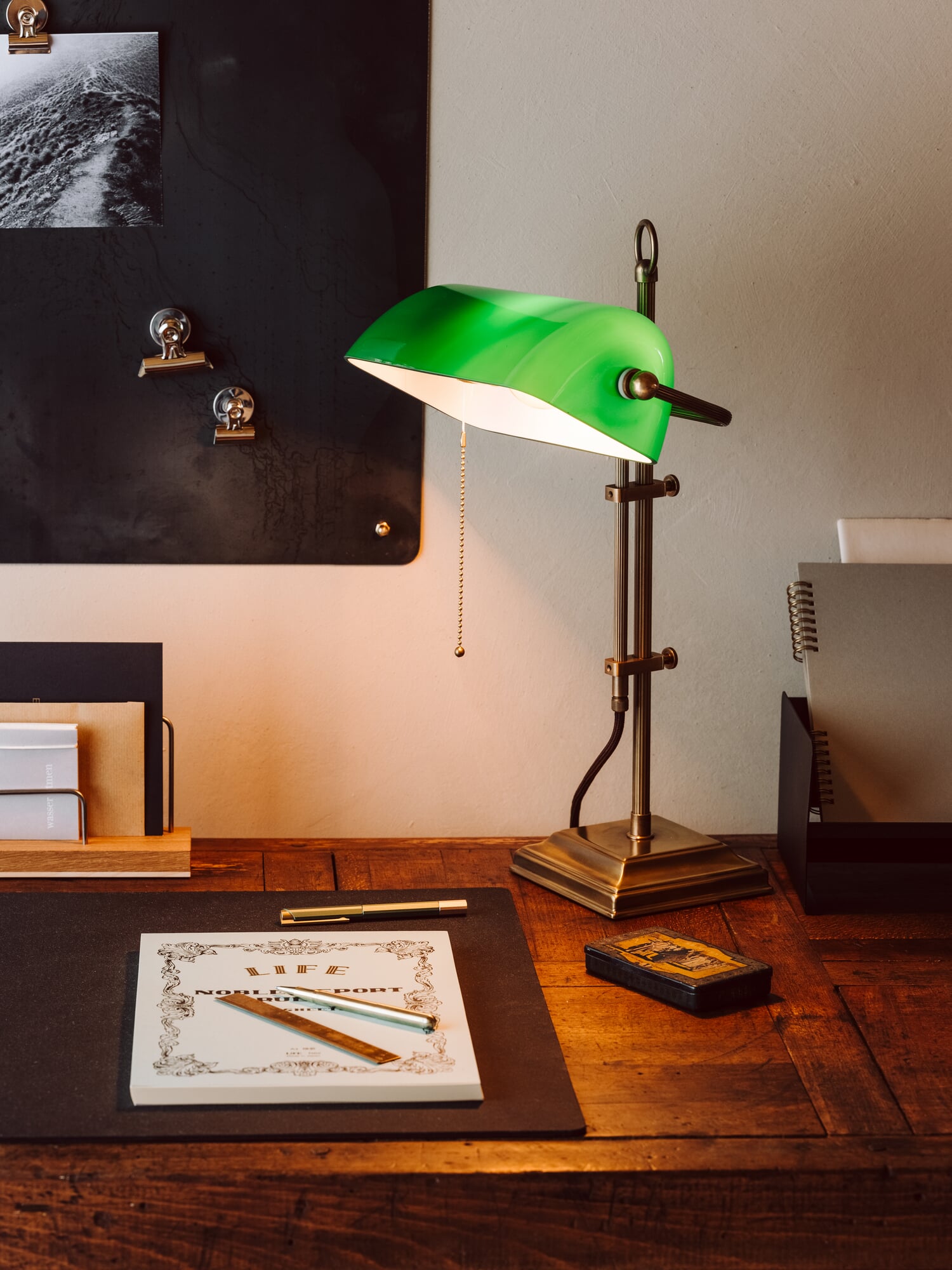 Lampe De Bureau Vintage Italie, Laiton, Céramique Verte Et Poignée Bois, Abat-jour Conique