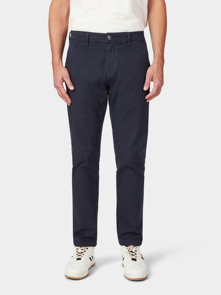 Men’s Pants." Dark blue, presented on a model