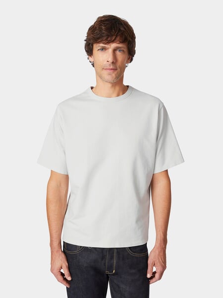 T-shirt homme demi-manches Gris clair, présenté sur un modèle