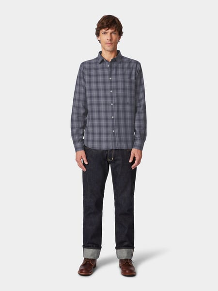 Mens check shirt Blue-Grey, presented on a model