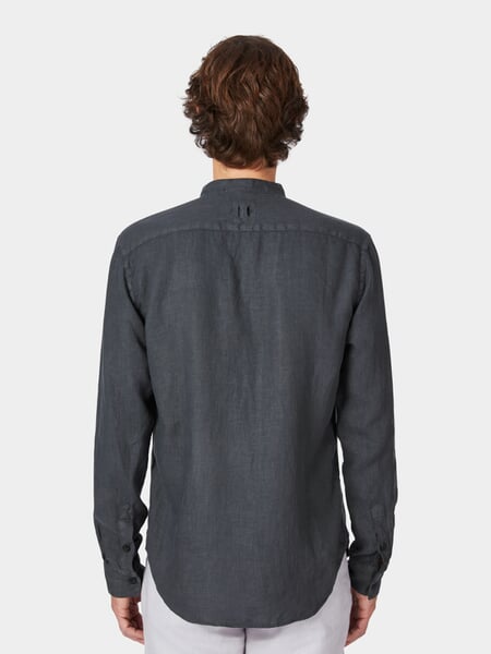 Mens shirt stand up collar Anthracite, presented on a model