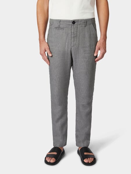 Men's linen pants Grey melange, presented on a model