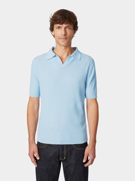 Men's knitted polo Light blue, presented on a model