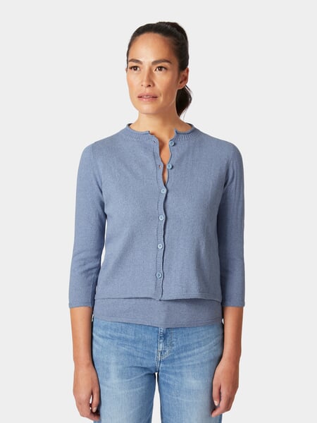 Dames vest Lichtblauw, gepresenteerd op een model
