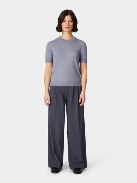 Damen-Strickshirt Flieder, Tragebild