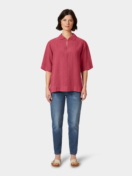 Ladies linen slip-on blouse Red, presented on a model