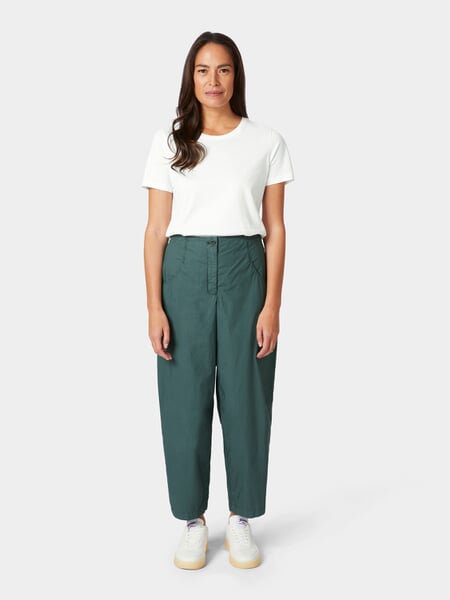 Pantalon en tissu pour femme Vert, présenté sur un modèle