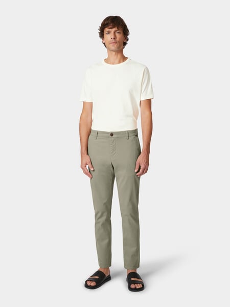 Pantalons en twill pour homme Vert clair, présenté sur un modèle