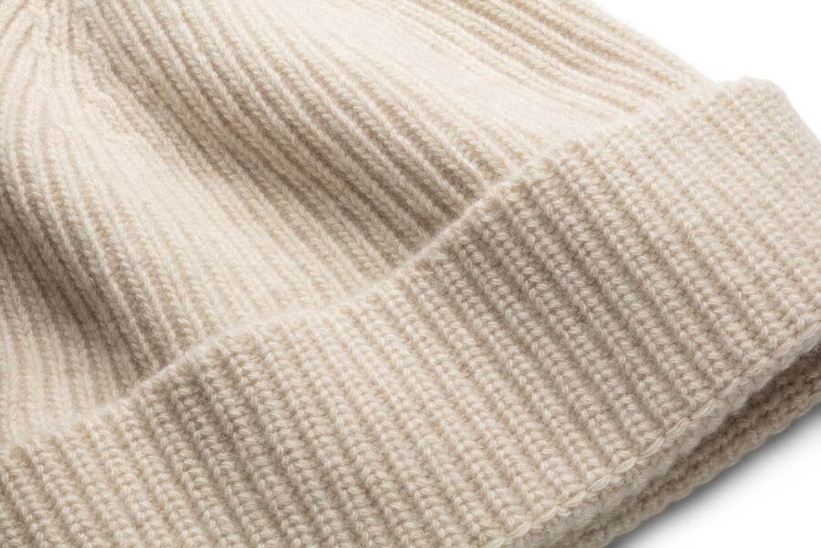 Unisex-Strickmütze Creme, Detailsicht