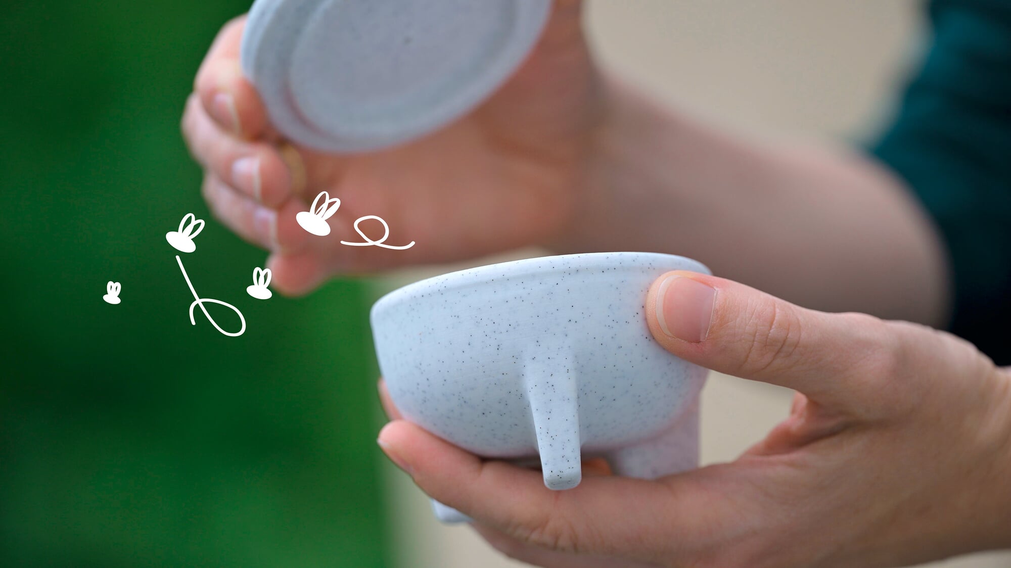 Fruit fly live trap natural porcelain | Manufactum