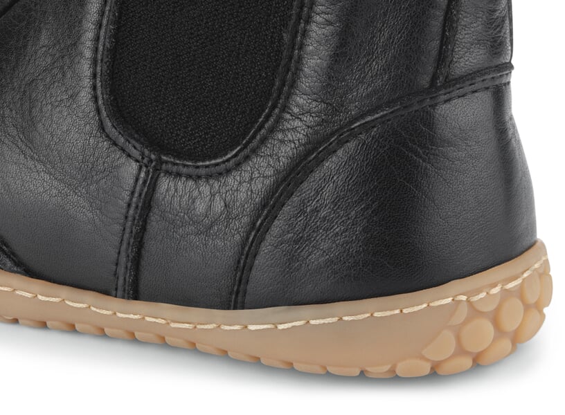 Barefoot Chelsea-laars Zwart, close-up