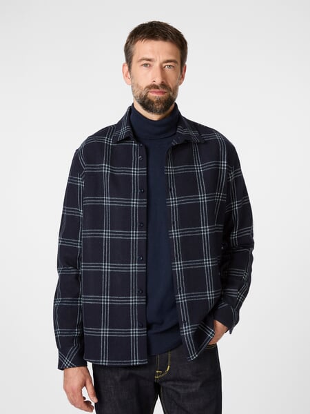 Men's overshirt wool Navy, presented on a model