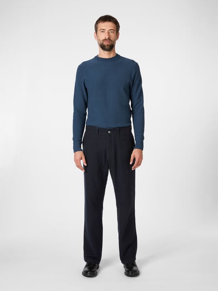 Herrenhose gestreift Navy-Schwarz, Tragebild