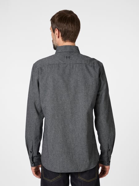 Chemise homme à rayures Anthracite, présenté sur un modèle