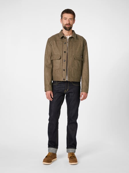 Blouson en laine pour hommes Mélange de beige, présenté sur un modèle