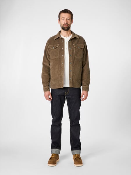 Men's shirt jacket 1967 corduroy Light brown, presented on a model