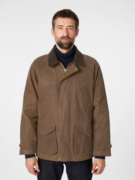 Herrenjacke gewachst Mittelbraun, Tragebild