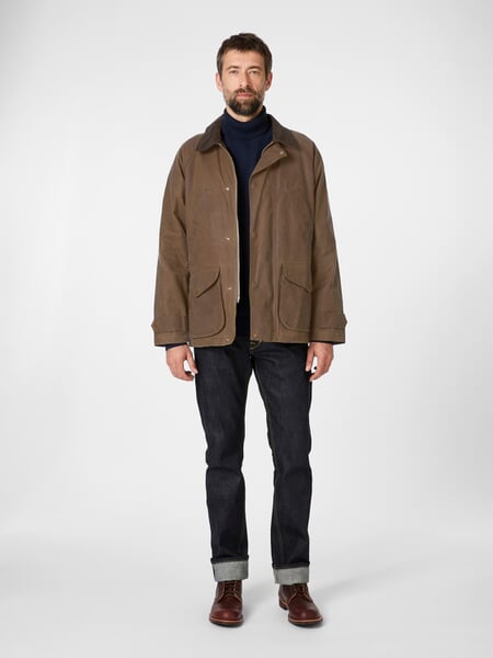 Herrenjacke gewachst Mittelbraun, Tragebild