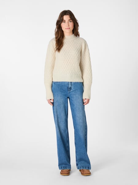 Women’s Alpaca Knit Sweater Natural white, presented on a model