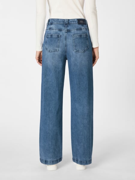 Damen-Marlenejeans Blau, Tragebild