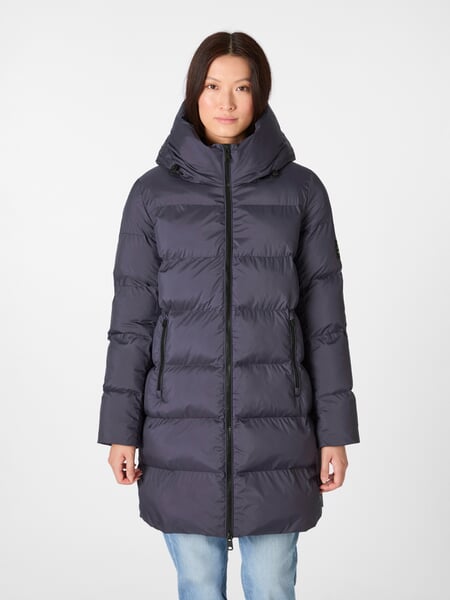 Damenmantel PrimaLoft® Aubergine, Tragebild