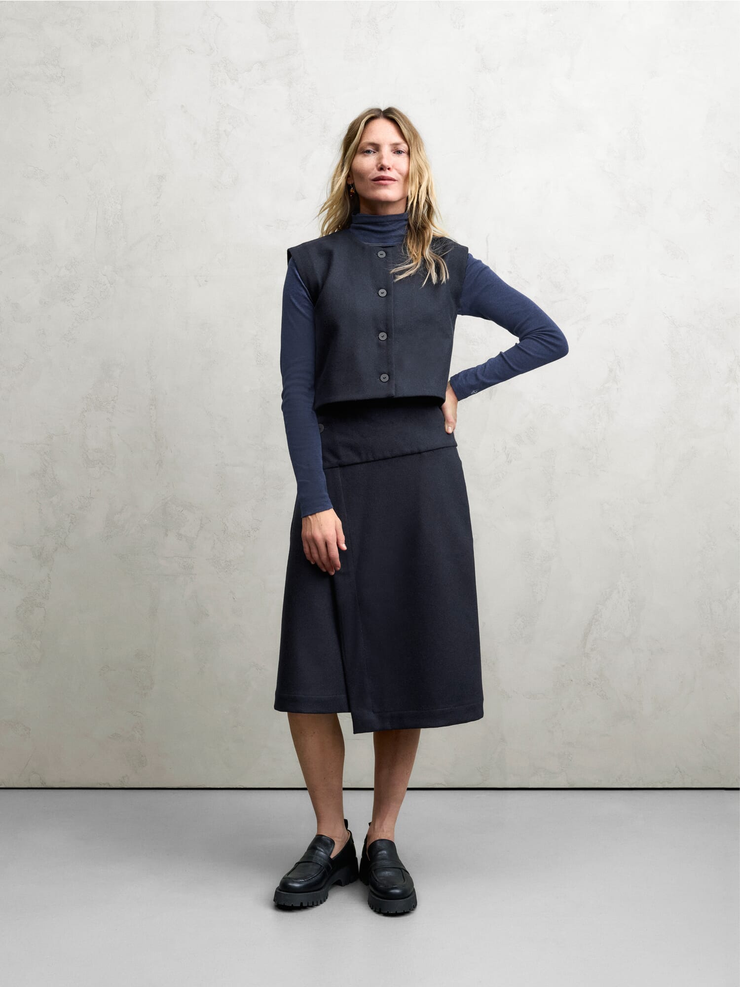 Women's wrap skirt wool, Dark blue | Manufactum